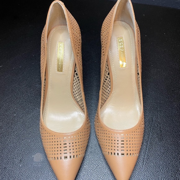 Stilettos - Picture 3 of 3